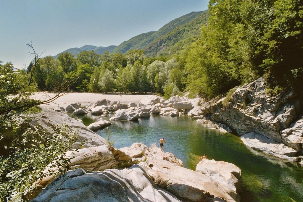 Baracca Backpacker Aurigeno Exterior foto
